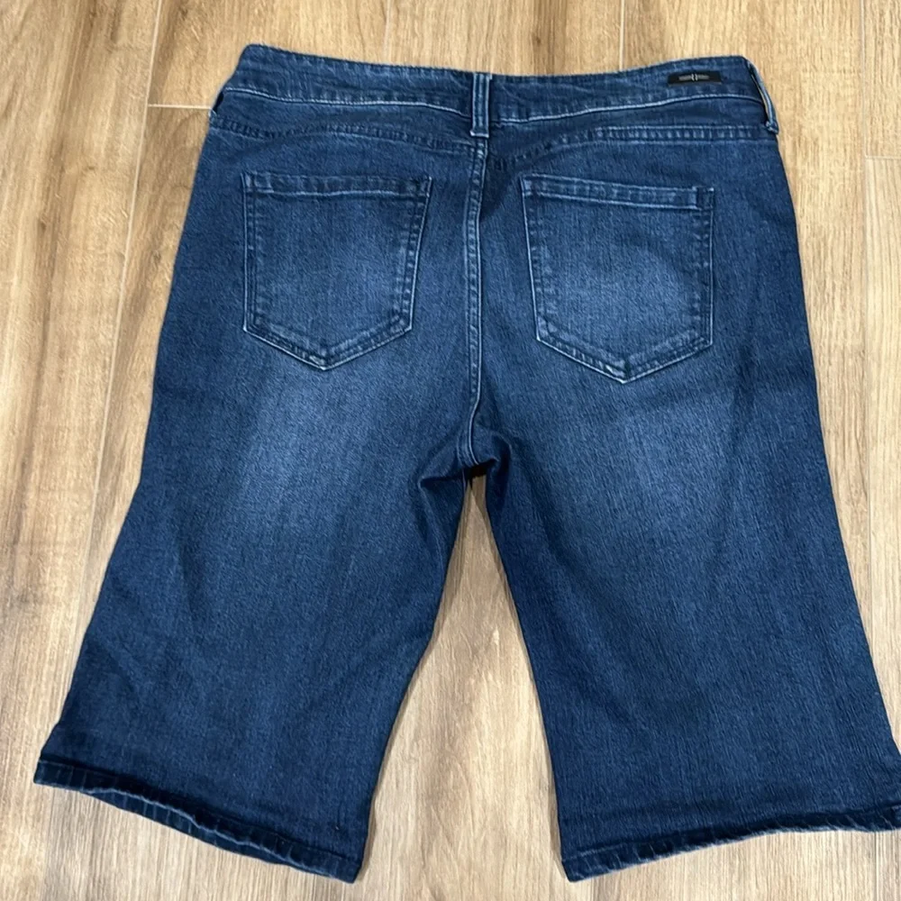 Liverpool Bae Bermuda Size 8/29 - Picture 2 of 5